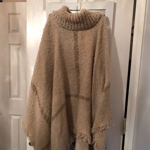 Poncho sweater